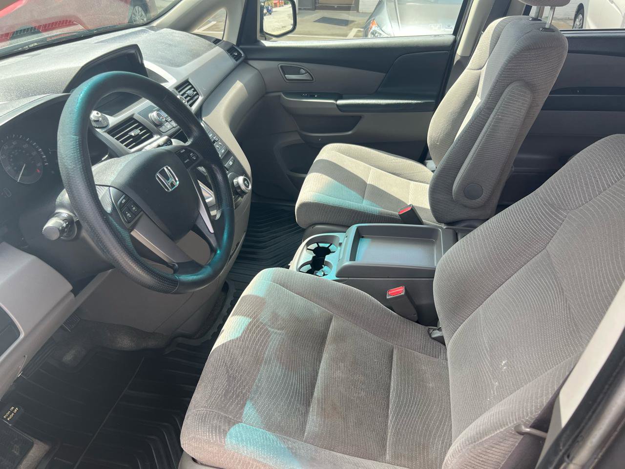 Used 2011 Honda Odyssey EX image 11