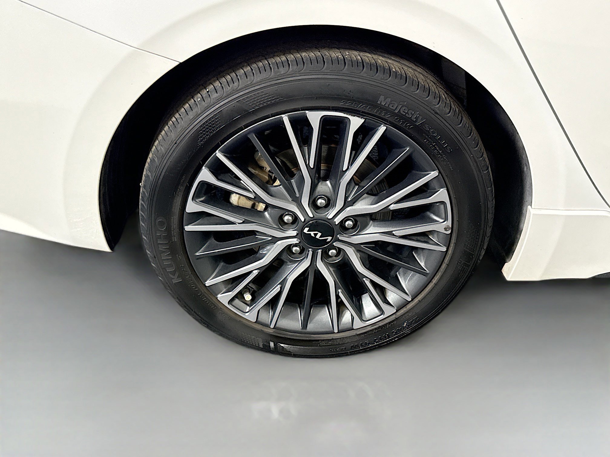 Used 2024 Kia Forte GT-Line image 33