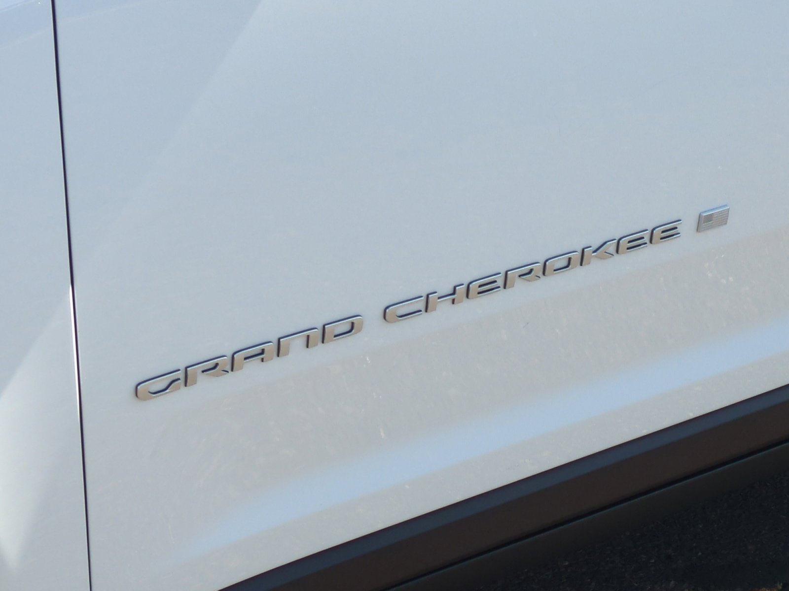 New 2026 Jeep Grand Cherokee Laredo image 24