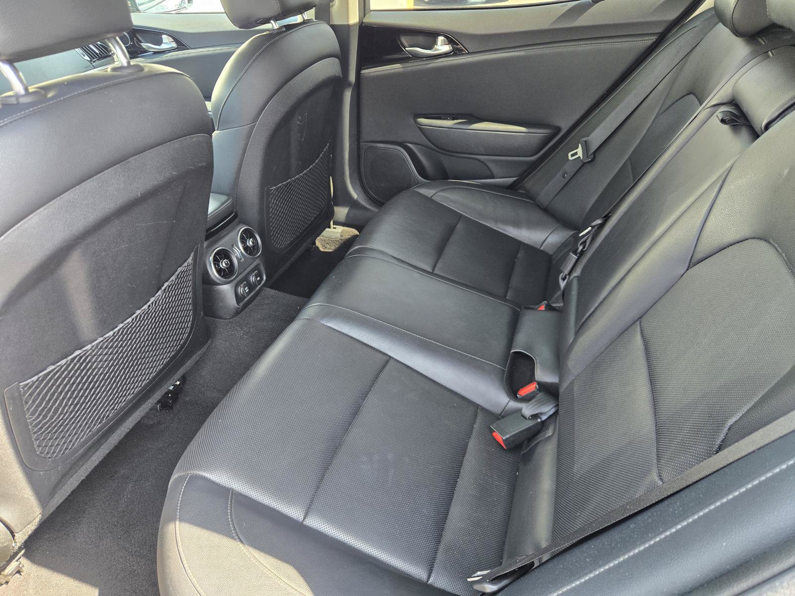 Used 2019 Kia Stinger RWD image 26