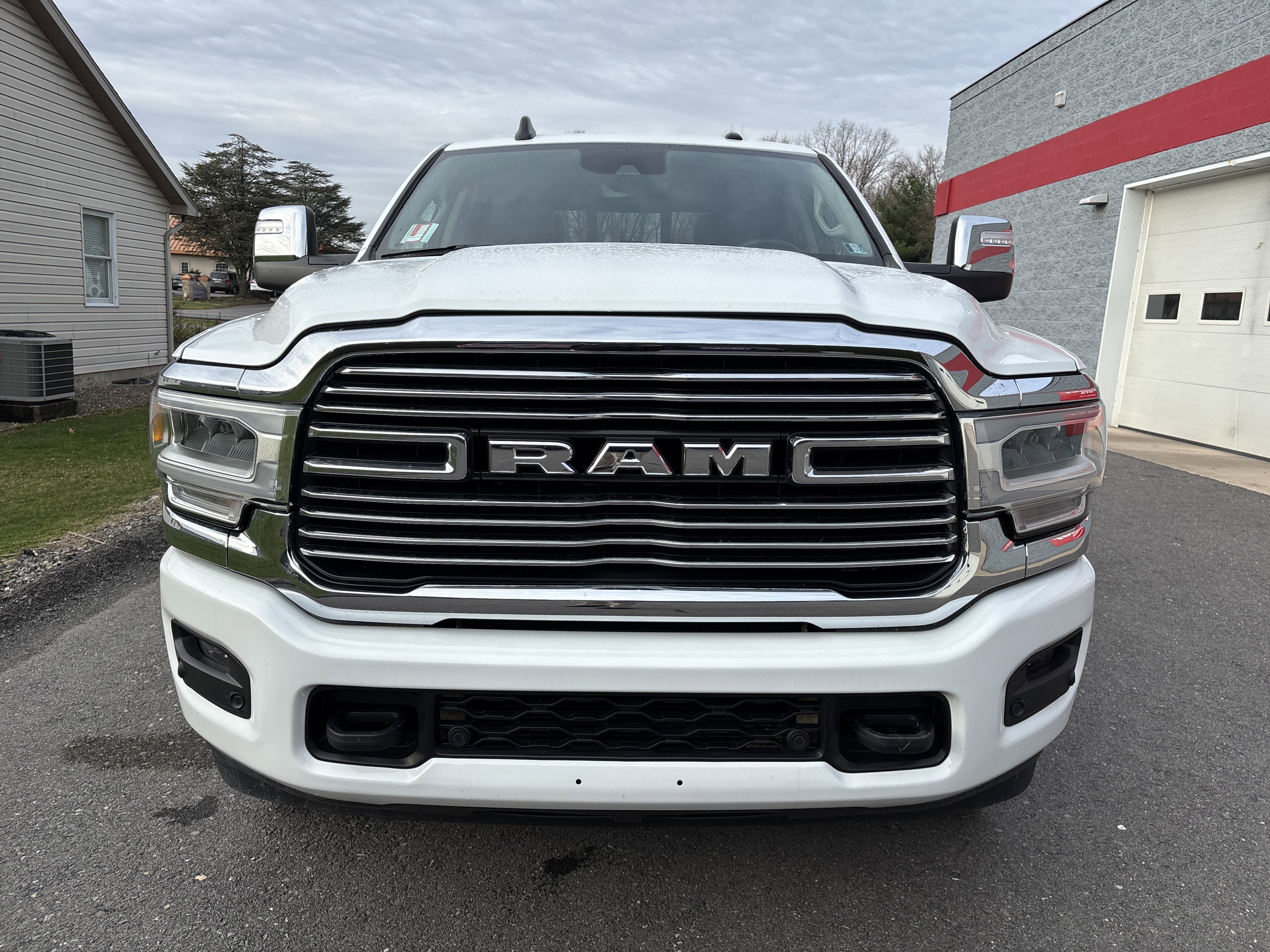 Used 2024 RAM 2500 Laramie w/ Safety Group image 8