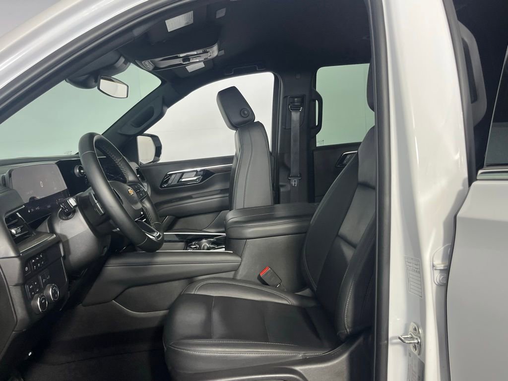 Used 2025 Chevrolet Tahoe LT image 20