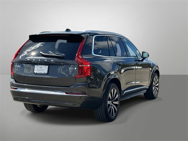 Used 2023 Volvo XC90 B6 Plus image 26