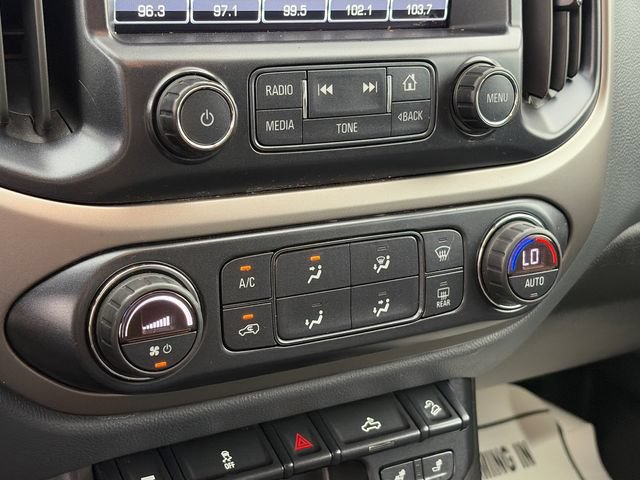 Used 2018 Chevrolet Colorado Z71 AWD/4WD image 24