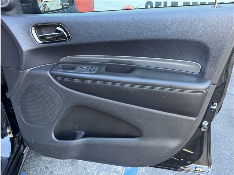 Used 2019 Dodge Durango GT image 35