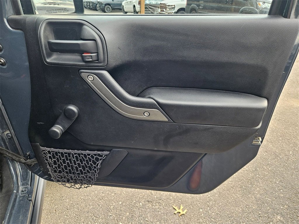 Used 2017 Jeep Wrangler Unlimited Sport image 17