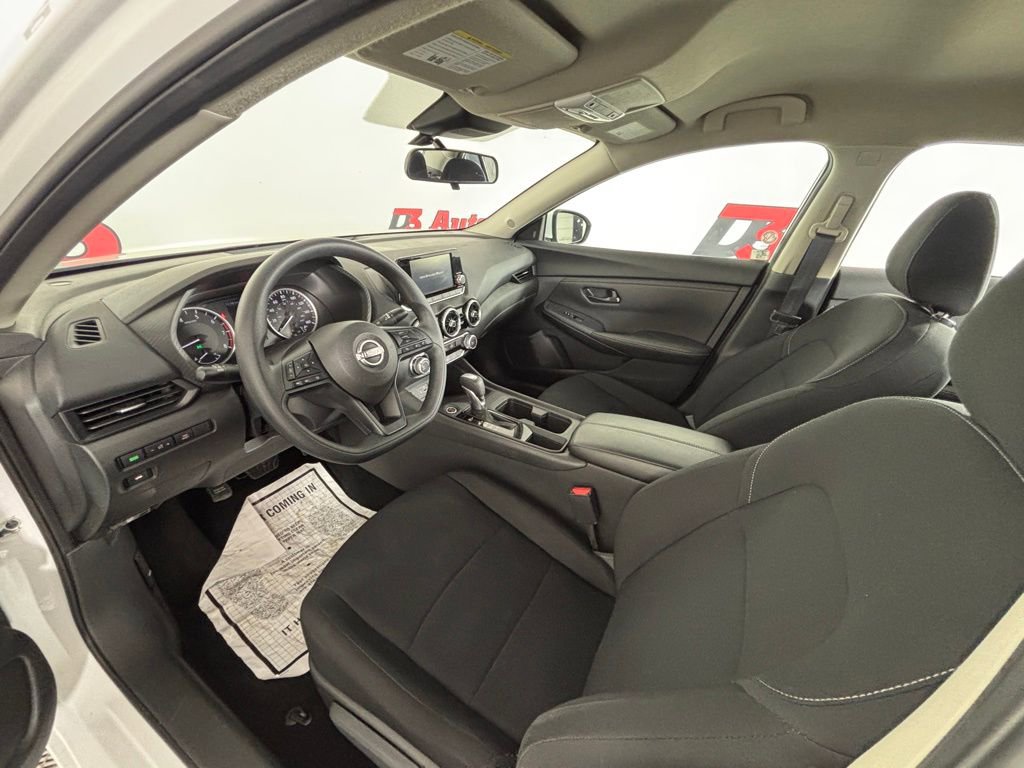 Used 2024 Nissan Sentra S image 10