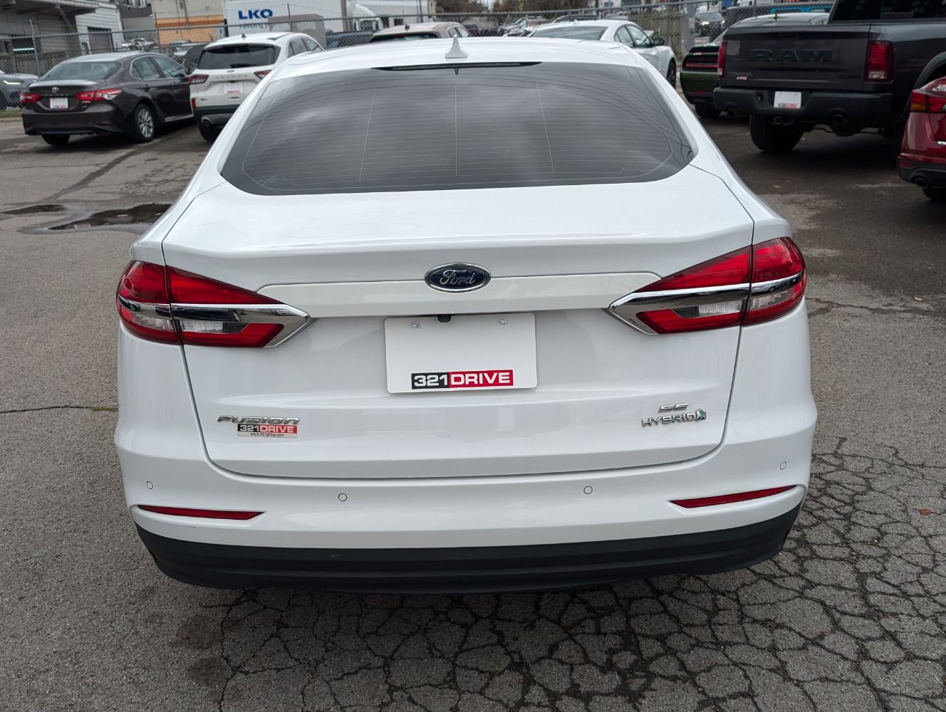 Used 2019 Ford Fusion SE image 7