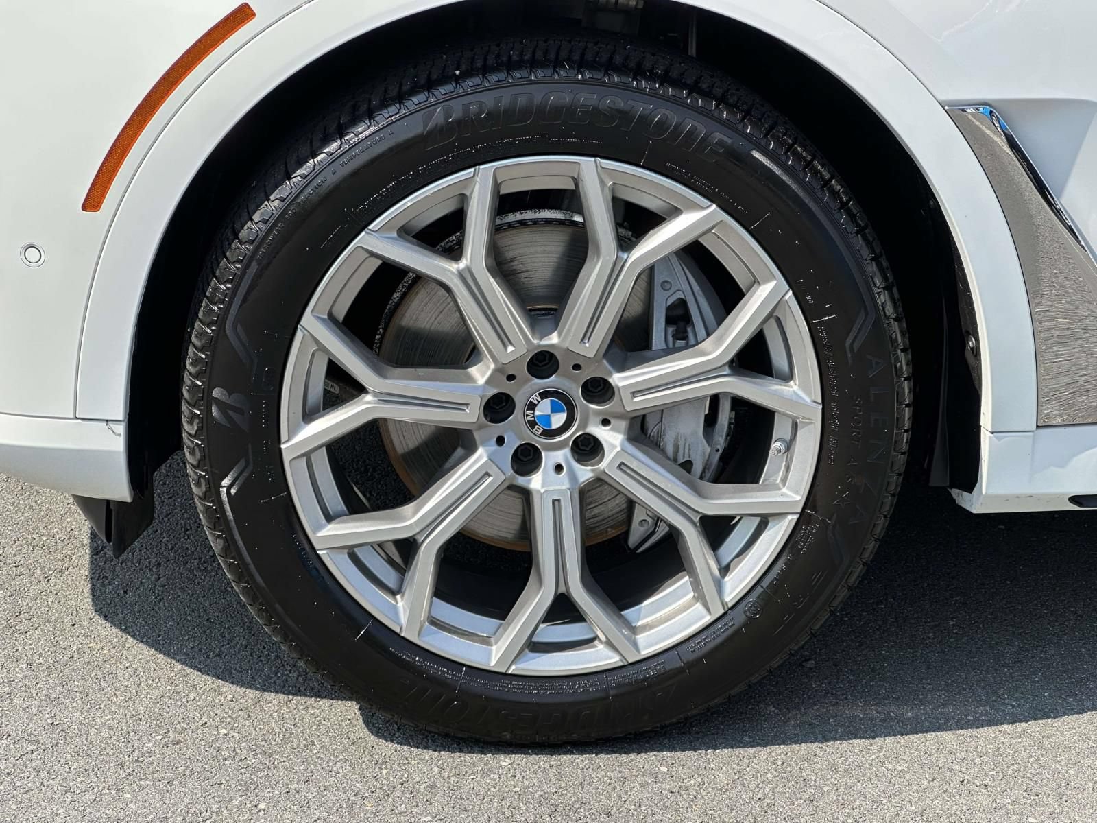 Used 2023 BMW X7 xDrive40i AWD/4WD image 7