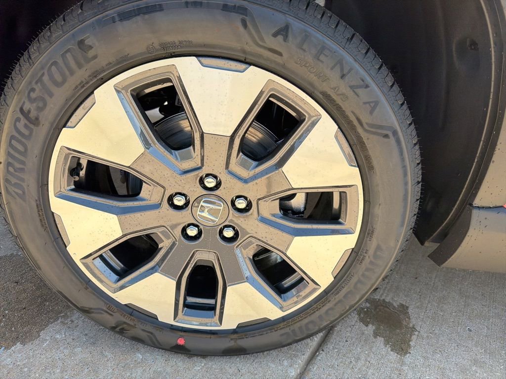 New 2026 Honda Pilot Elite image 13