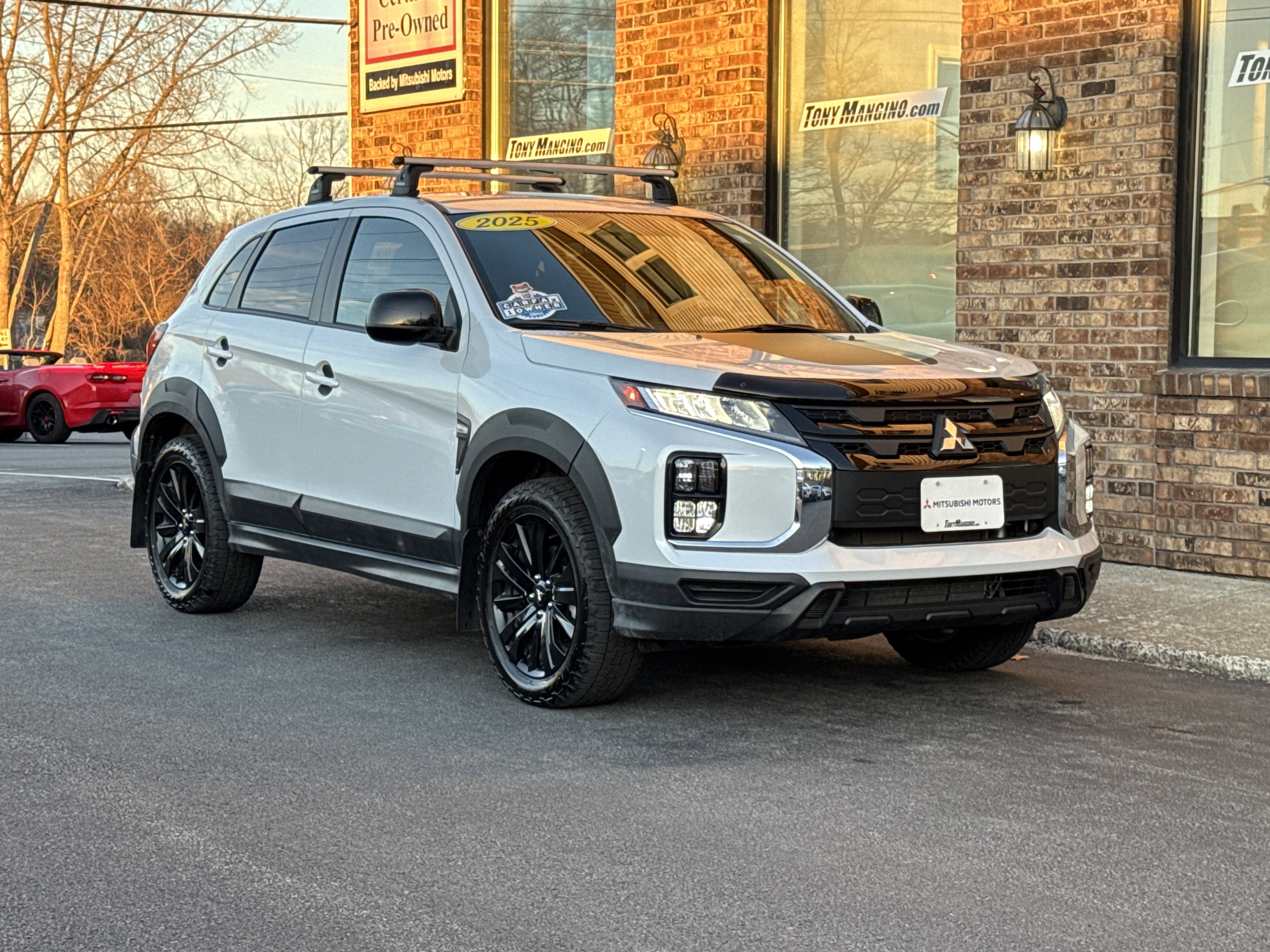 Used 2025 Mitsubishi Outlander Sport AWD image 7