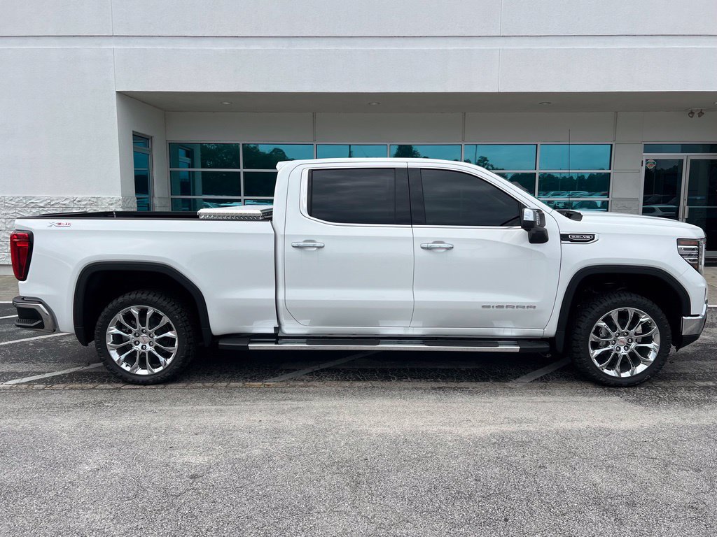 New 2026 GMC Sierra 1500 SLT w/ SLT Premium Package AWD/4WD image 3