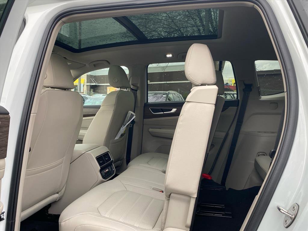 New 2026 Volkswagen Atlas SEL image 12