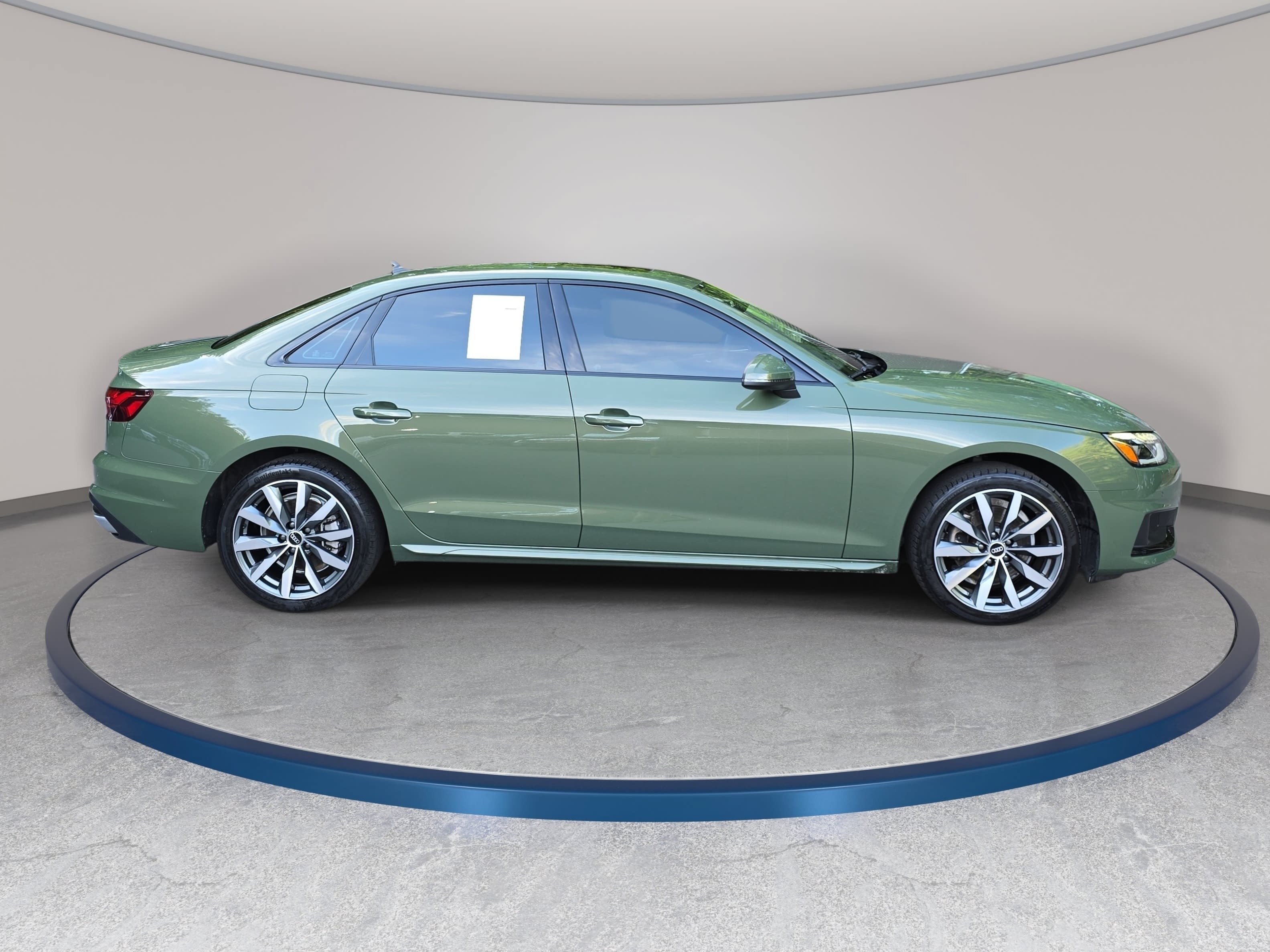 Used 2023 Audi A4 2.0T Premium Plus w/ Premium Plus Package AWD/4WD image 4