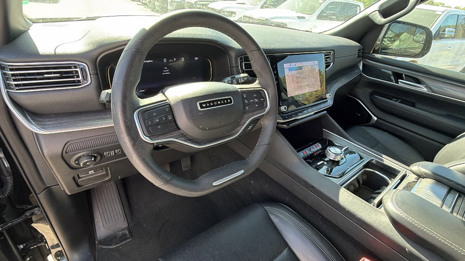 Used 2024 Jeep Wagoneer Series III w/ Premium Group I AWD/4WD image 28