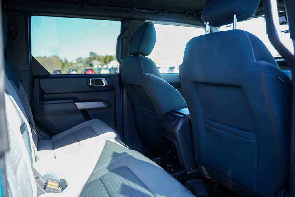 Used 2021 Ford Bronco Outer Banks AWD/4WD image 17