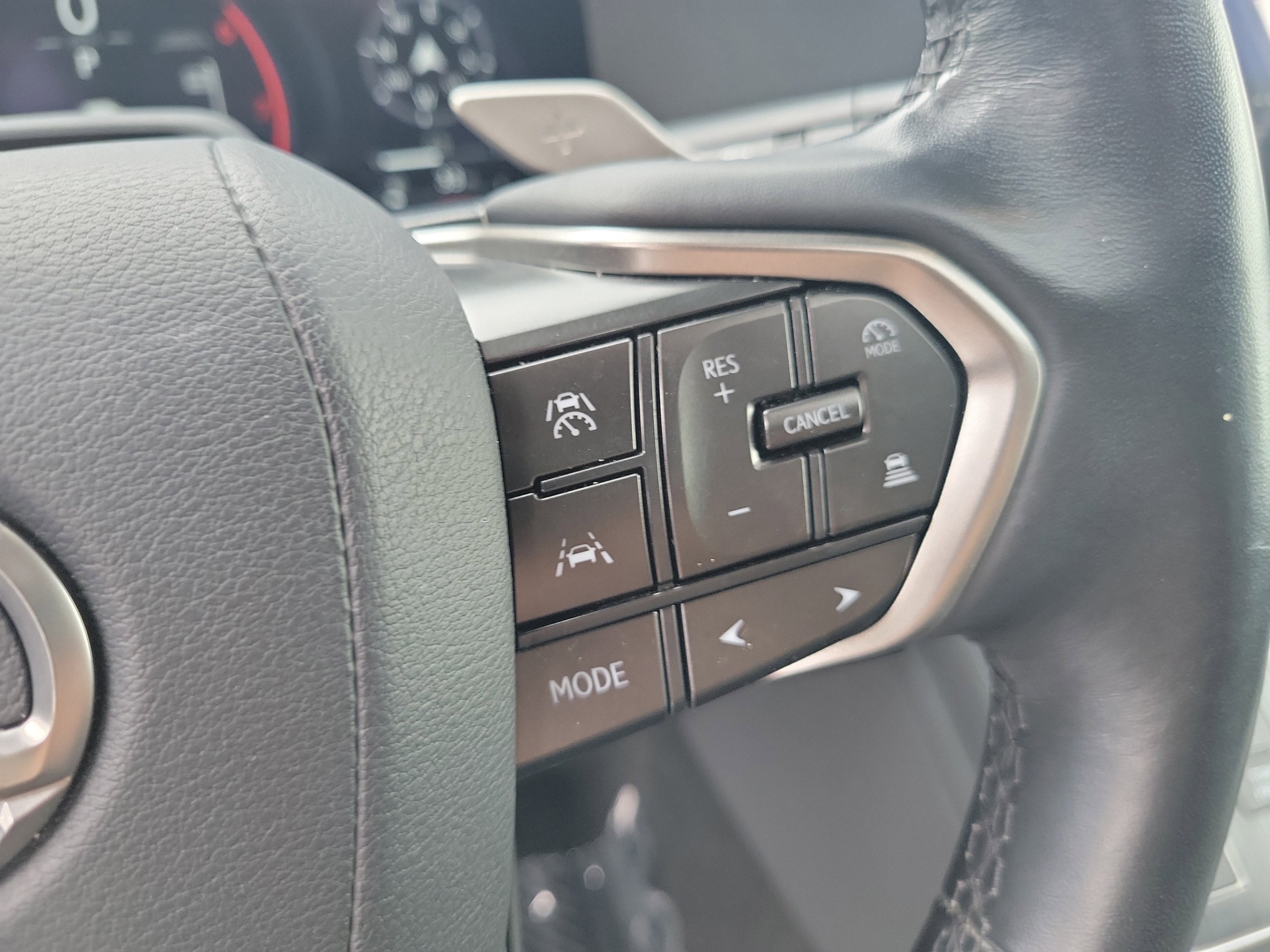 Used 2024 Lexus GX 550 w/ Cold Area Package AWD/4WD image 28