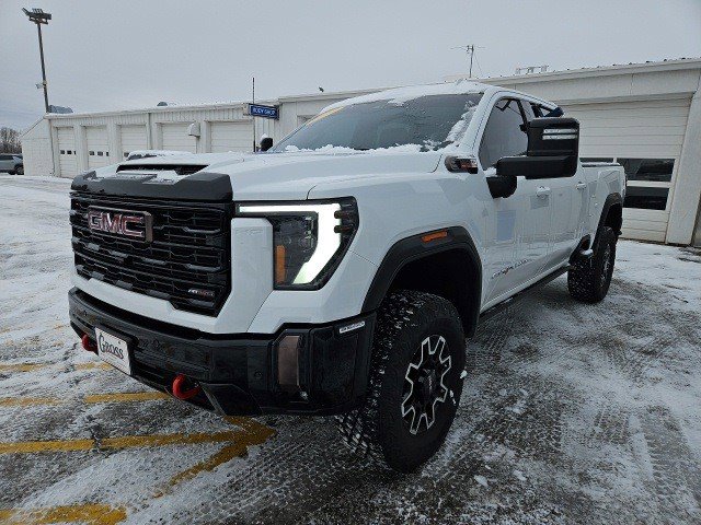 Certified 2024 GMC Sierra 2500 AT4X image 4