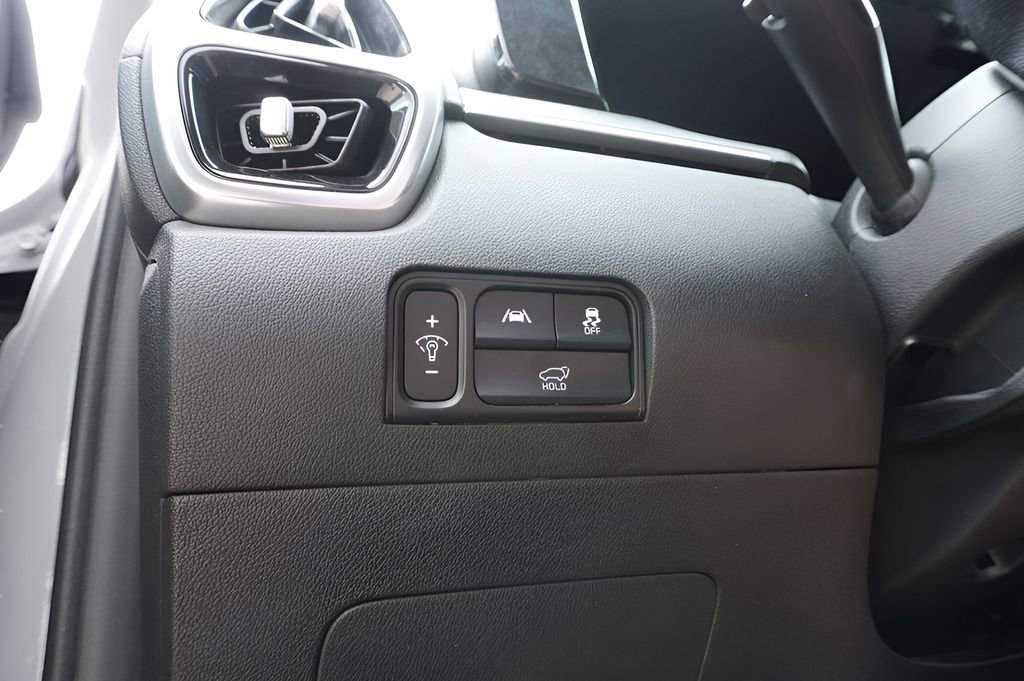 Used 2023 Kia Sorento SX FWD image 11