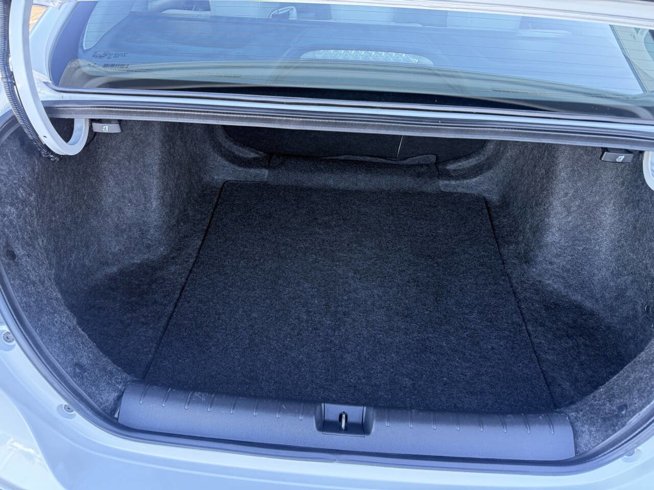 Used 2019 Honda Insight Touring image 17