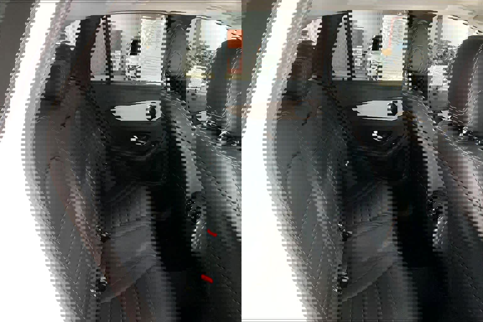 Used 2017 Mercedes-Benz GLC 300 4MATIC image 26