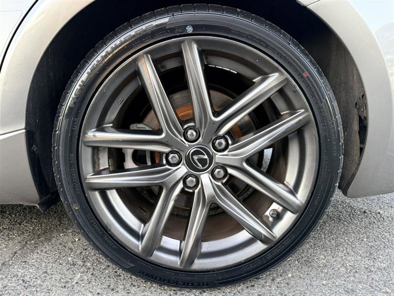 Used 2018 Lexus IS 300 F Sport w/ F Sport Package RWD image 9