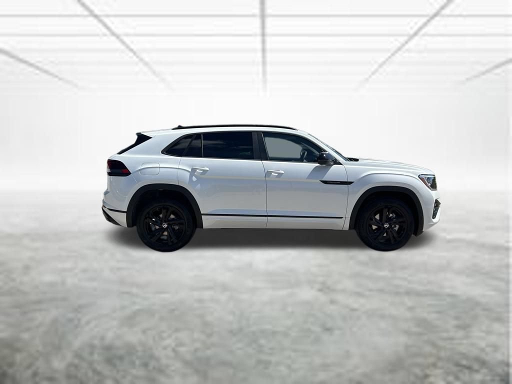 New 2026 Volkswagen Atlas Cross Sport SEL R-Line AWD/4WD image 6