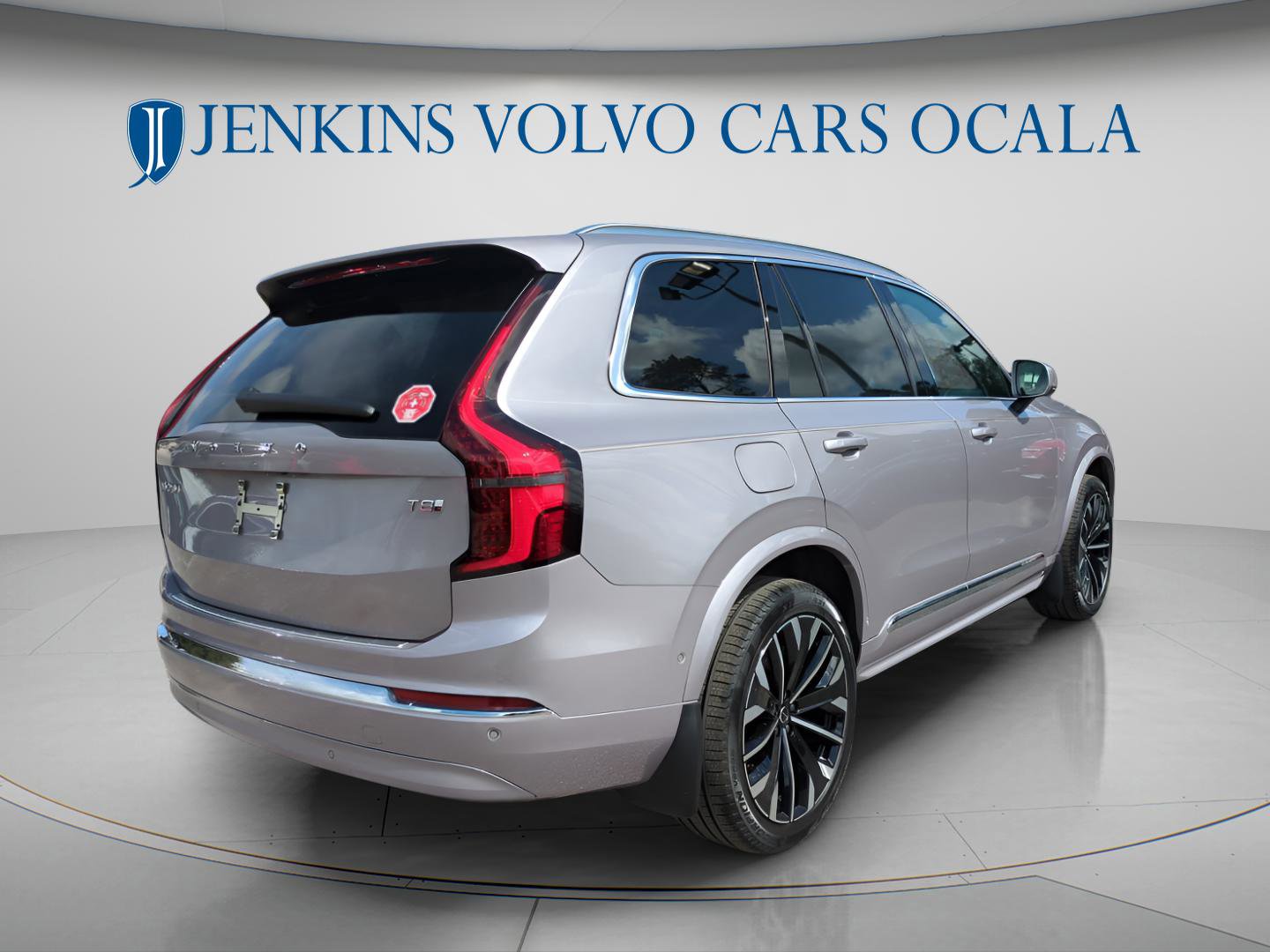 New 2026 Volvo XC90 T8 Ultra w/ Protection Package Premier image 3