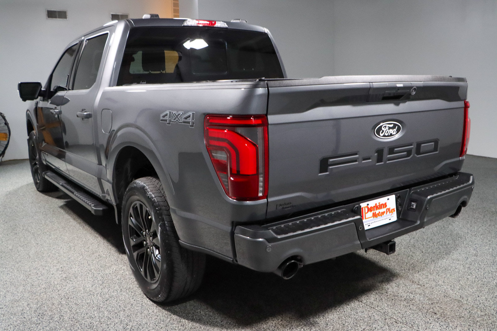 Used 2024 Ford F150 Lariat AWD/4WD image 9