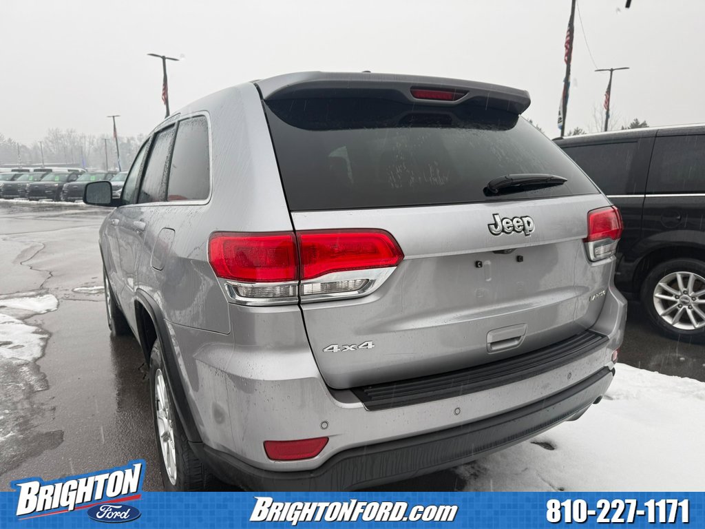Used 2018 Jeep Grand Cherokee Laredo image 4