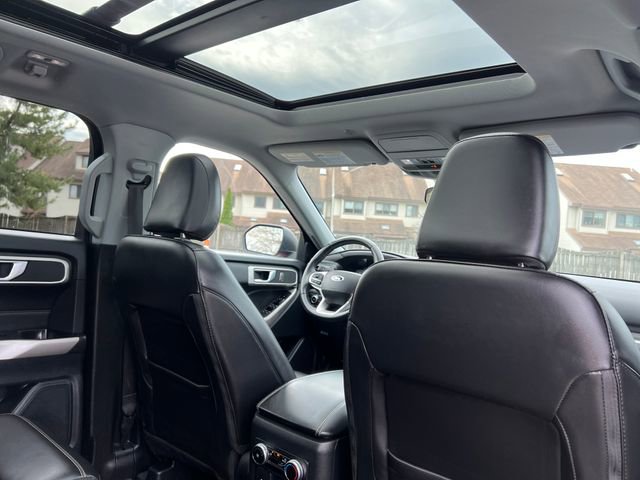 Used 2023 Ford Explorer XLT w/ Equipment Group 202A image 35