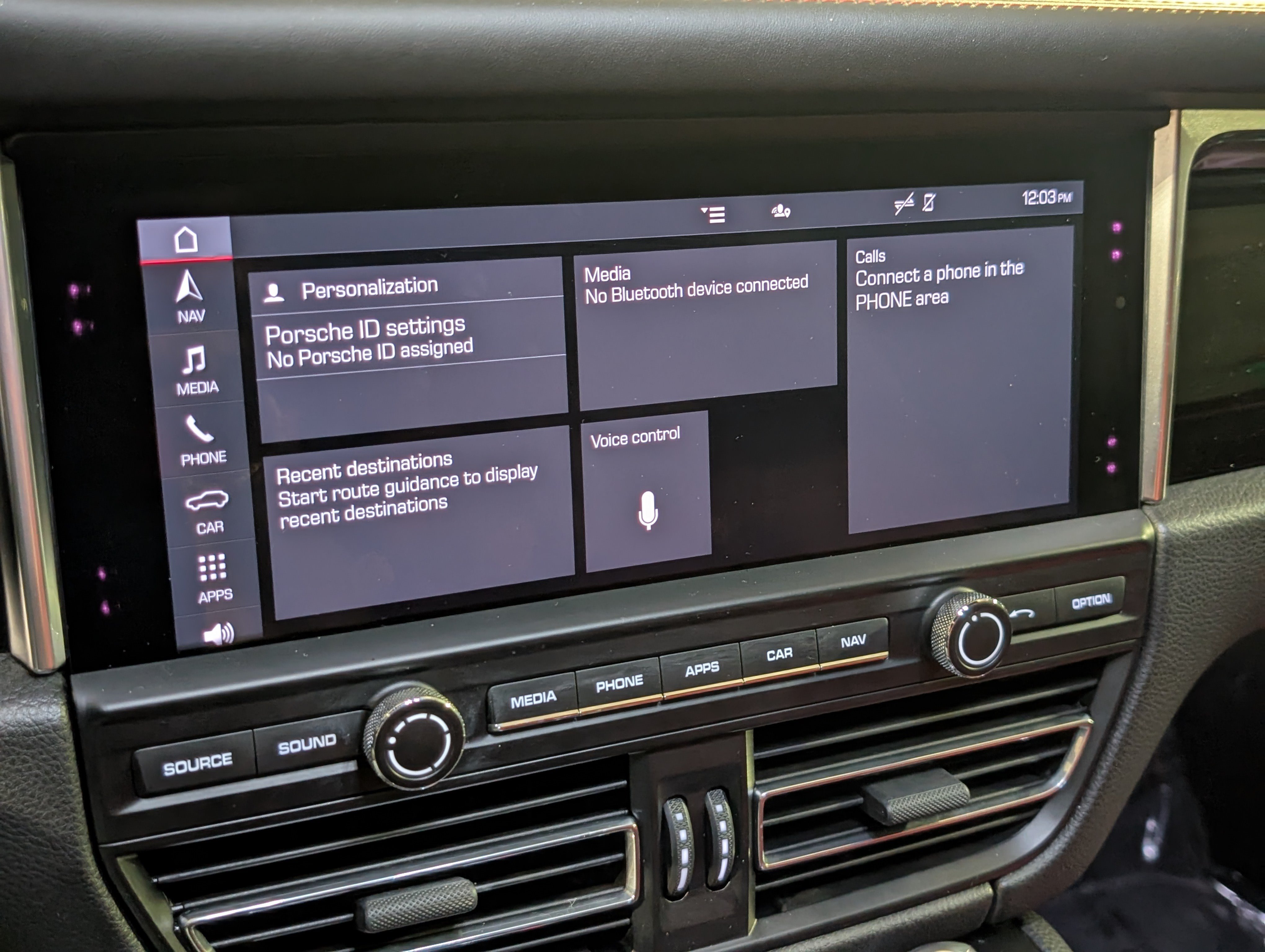Certified 2020 Porsche Macan S AWD/4WD image 34
