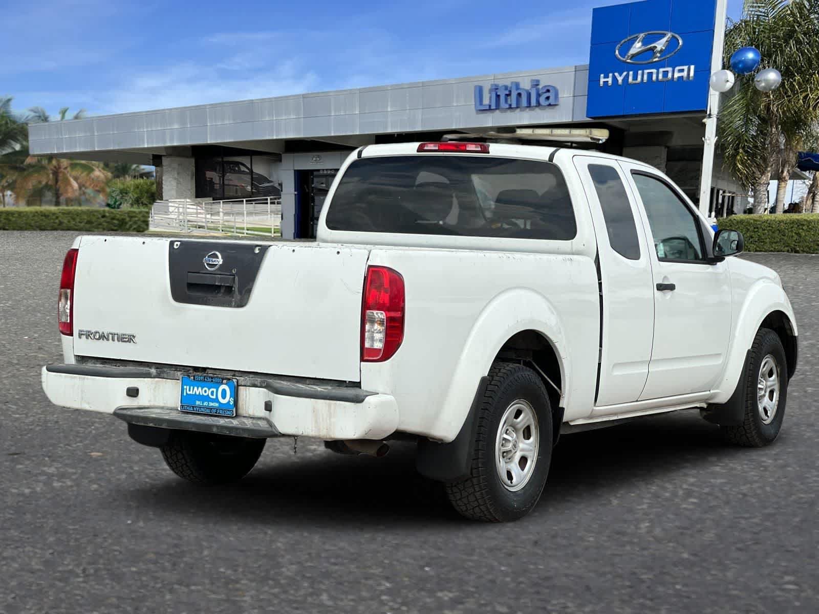 Used 2017 Nissan Frontier S RWD image 3