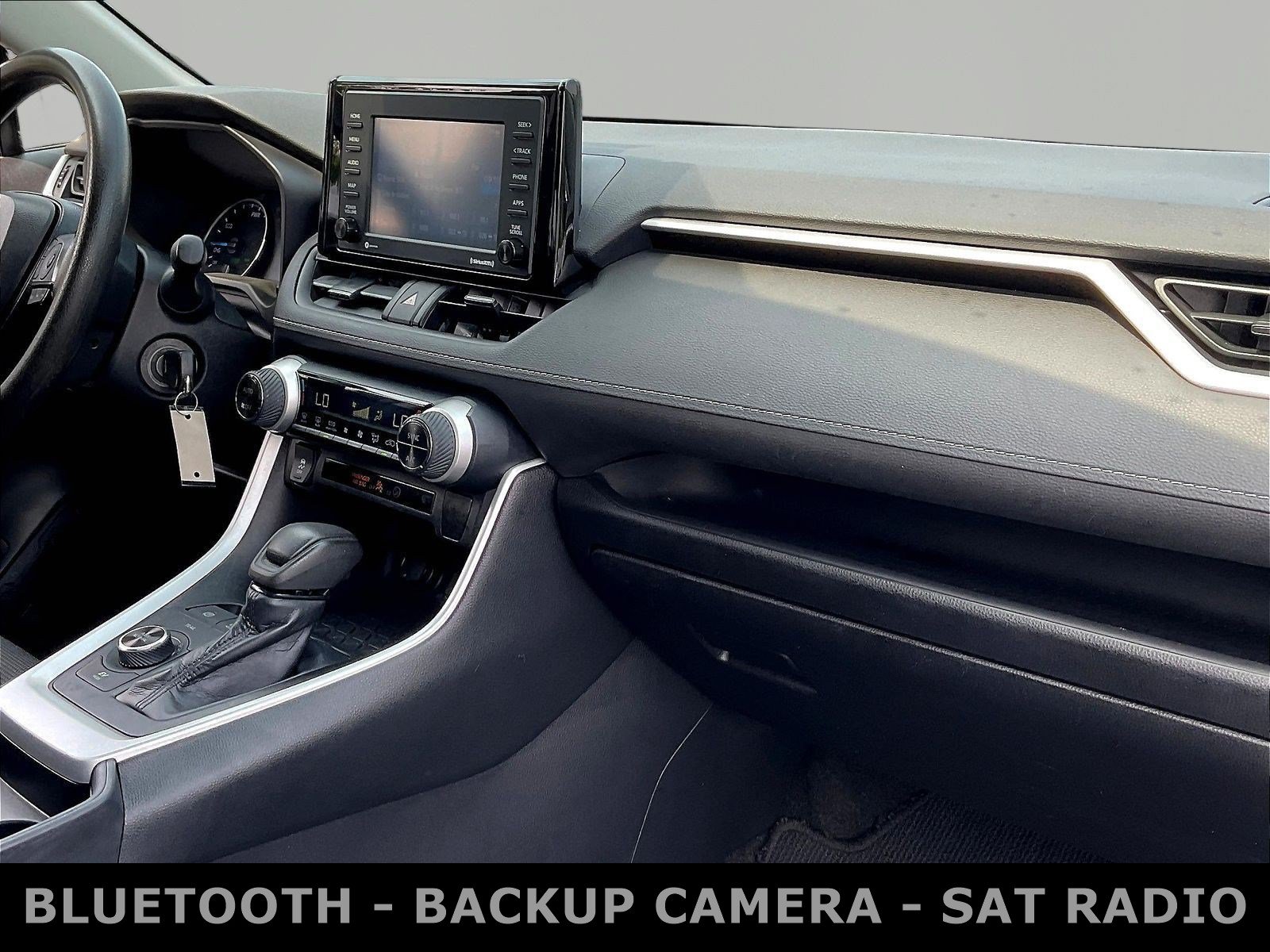 Used 2020 Toyota RAV4 LE AWD/4WD image 27