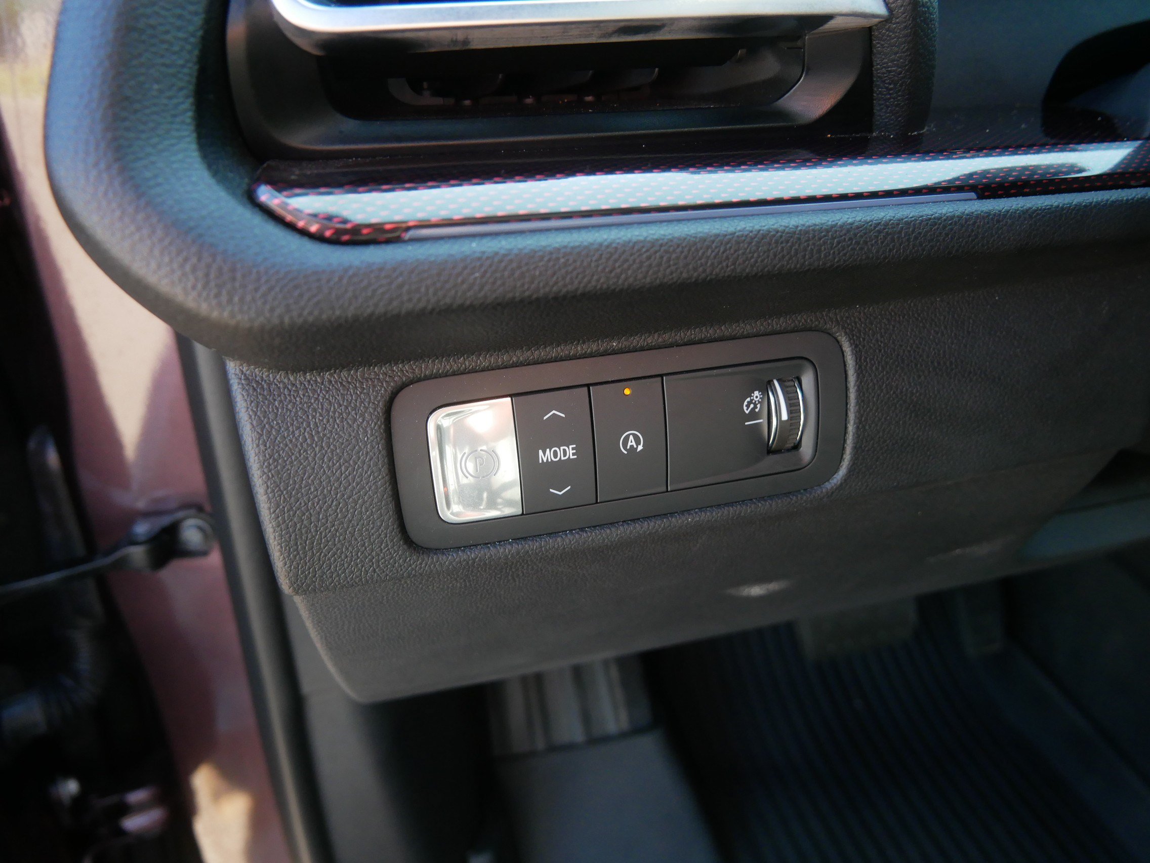Used 2024 Chevrolet Traverse RS FWD image 26