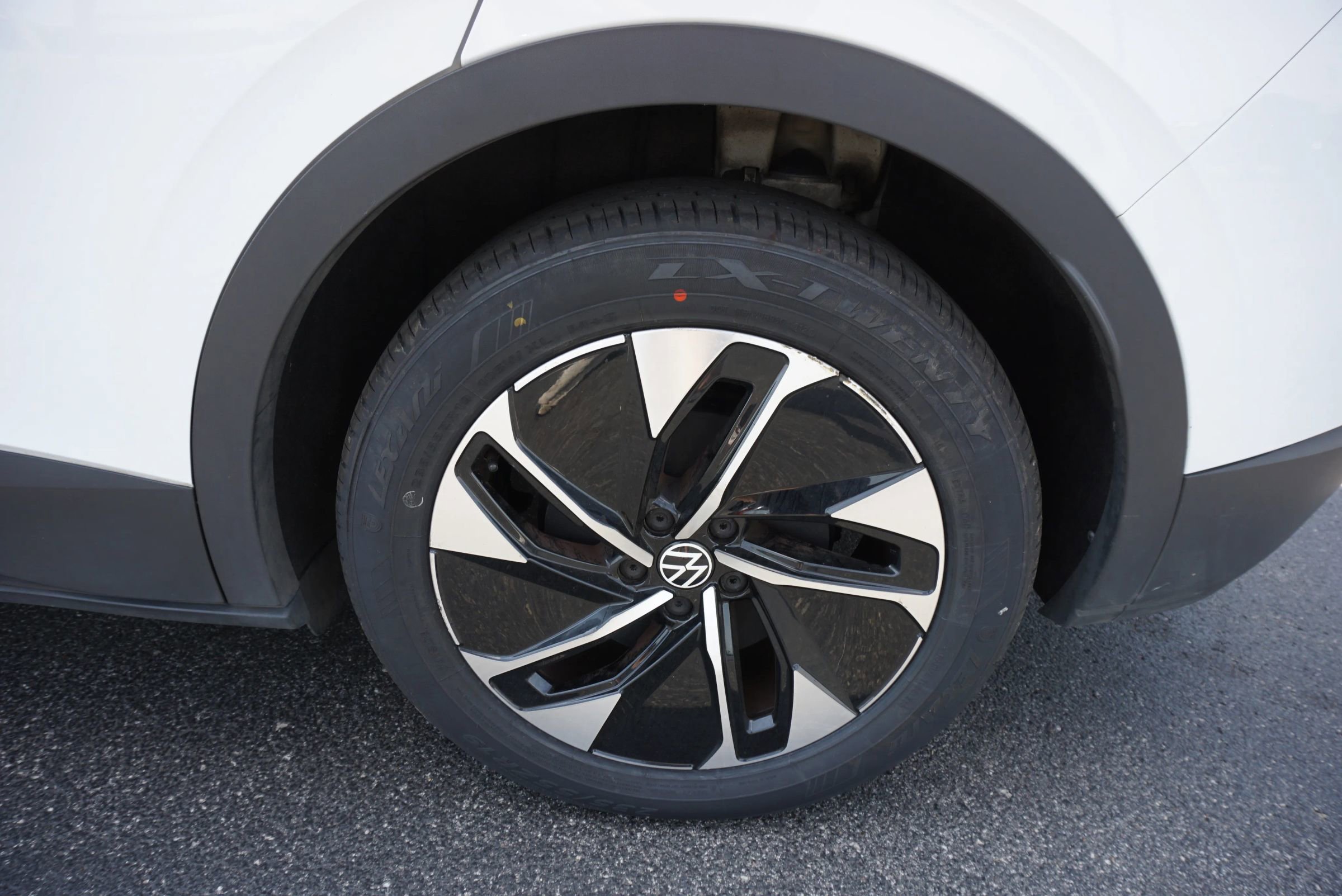 Used 2021 Volkswagen ID.4 Pro AWD/4WD image 38