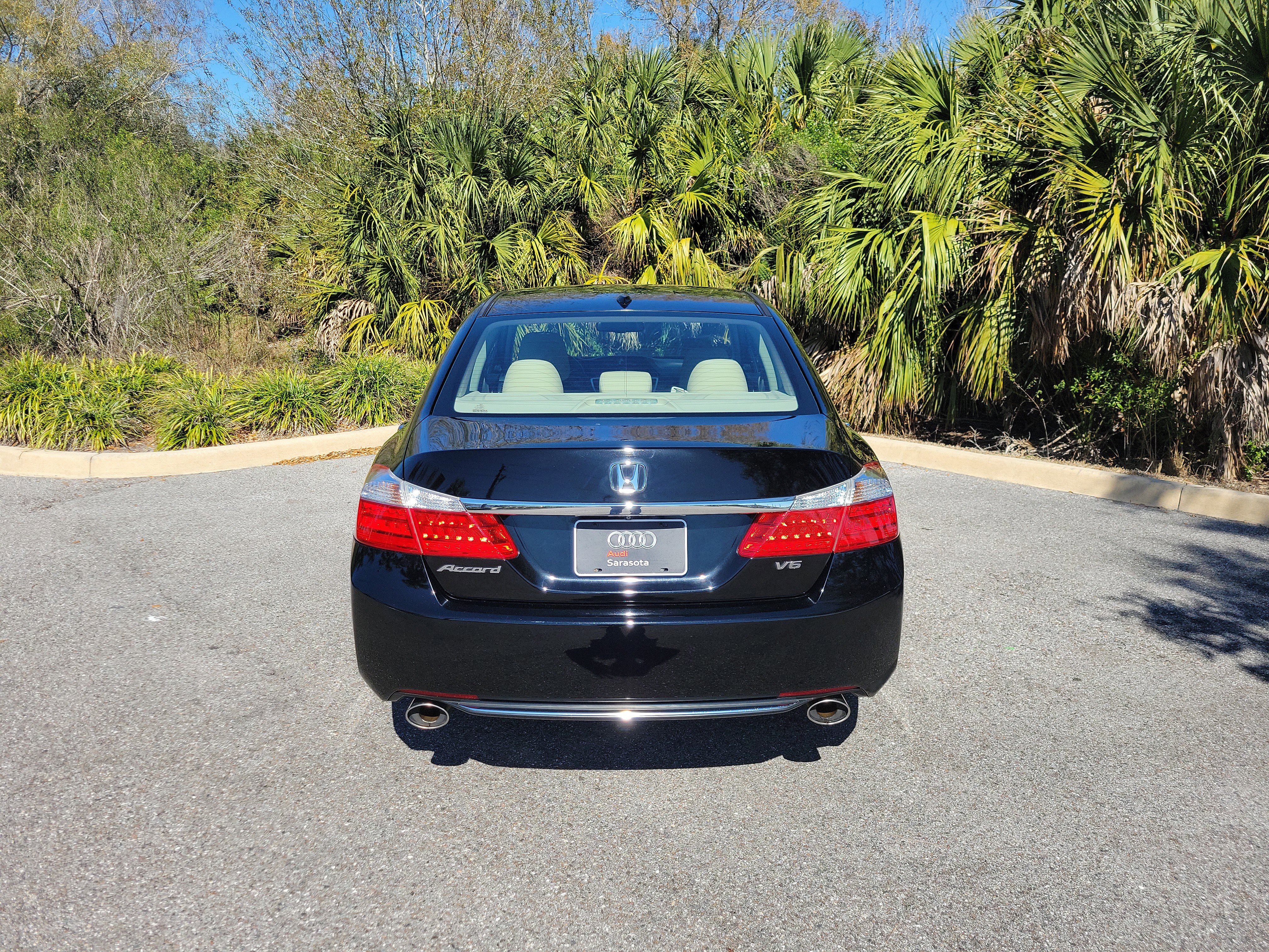 Used 2015 Honda Accord EX-L image 5