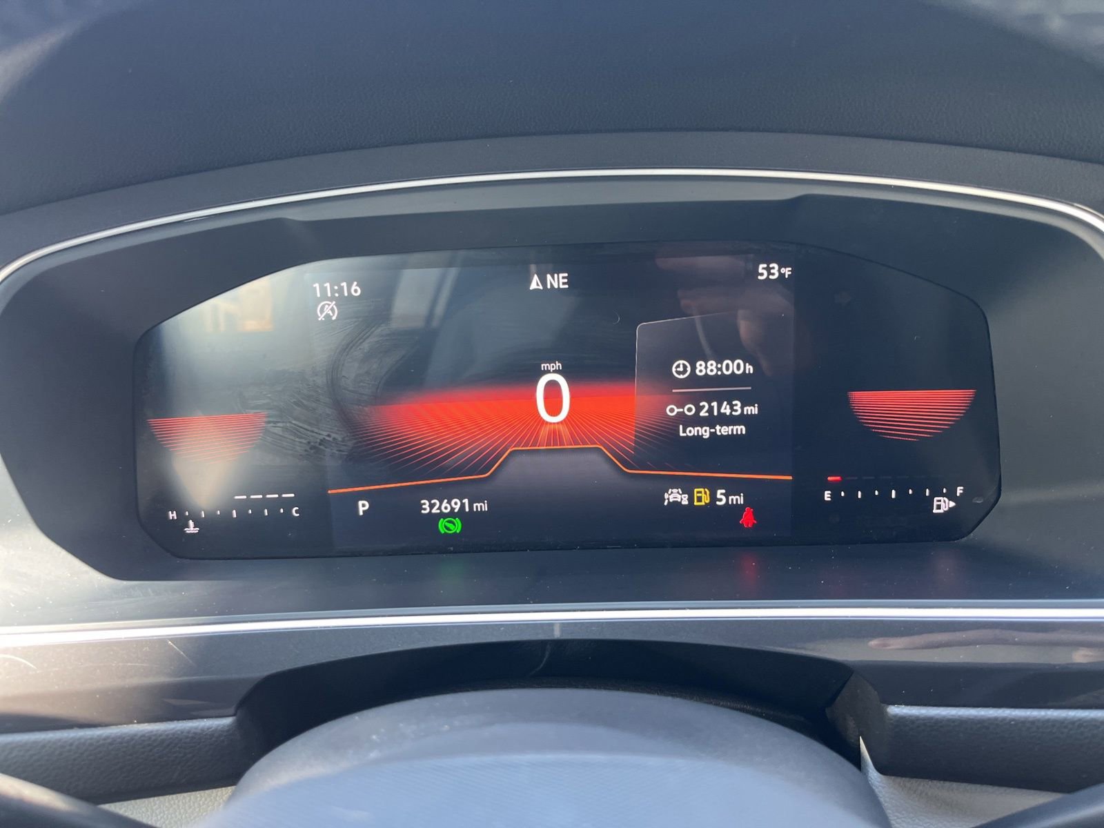 Used 2024 Volkswagen Tiguan SE R-Line image 21