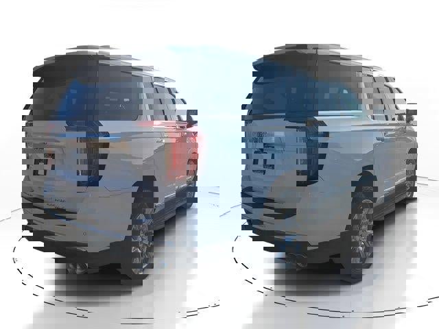 Used 2024 GMC Yukon XL Denali image 3