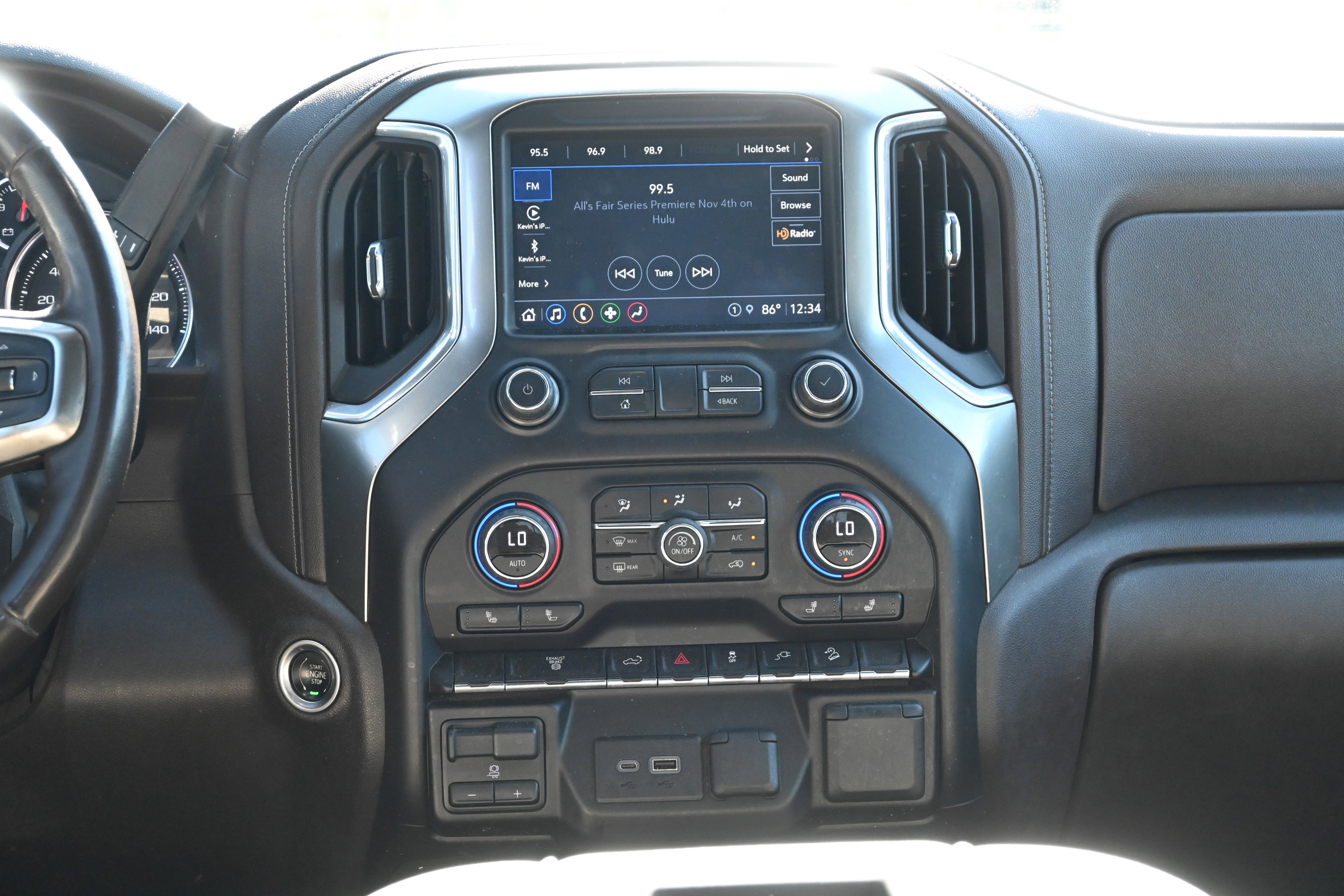 Used 2021 Chevrolet Silverado 3500 LT w/ Convenience Package image 32