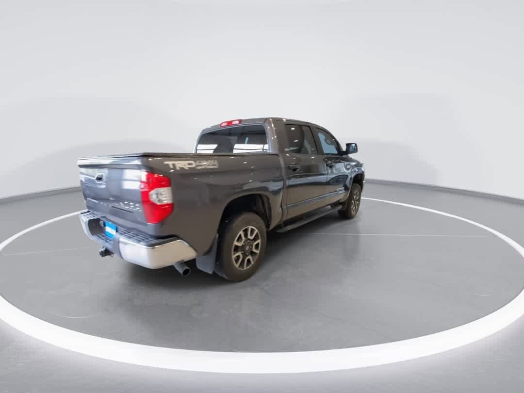 Used 2018 Toyota Tundra SR5 w/ TRD Off Road Package AWD/4WD image 8