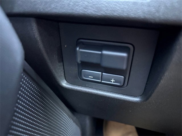 Used 2024 Chevrolet Colorado LT image 24