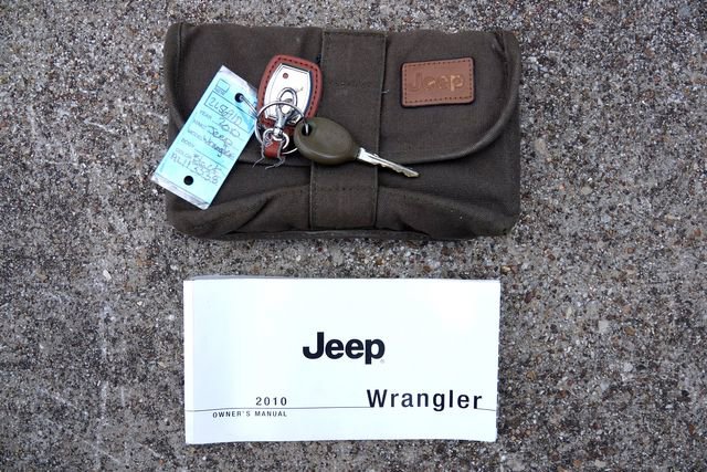 Used 2010 Jeep Wrangler Unlimited Sport image 41