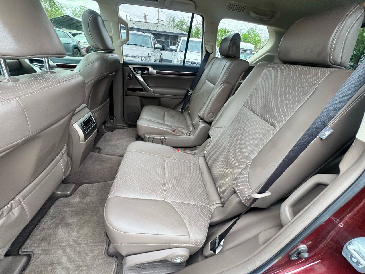 Used 2017 Lexus GX 460 Luxury image 19