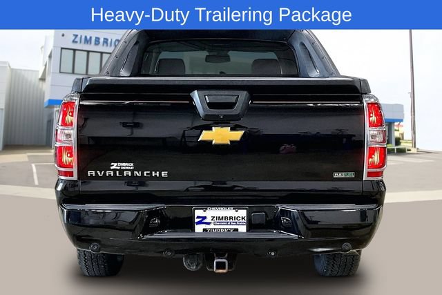 Used 2010 Chevrolet Avalanche LT w/ Luxury Package AWD/4WD image 9