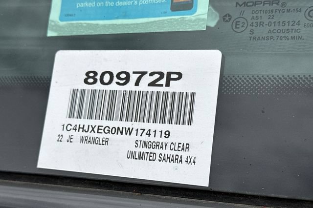 Used 2022 Jeep Wrangler Unlimited Sahara w/ LED Lighting Group AWD/4WD image 8