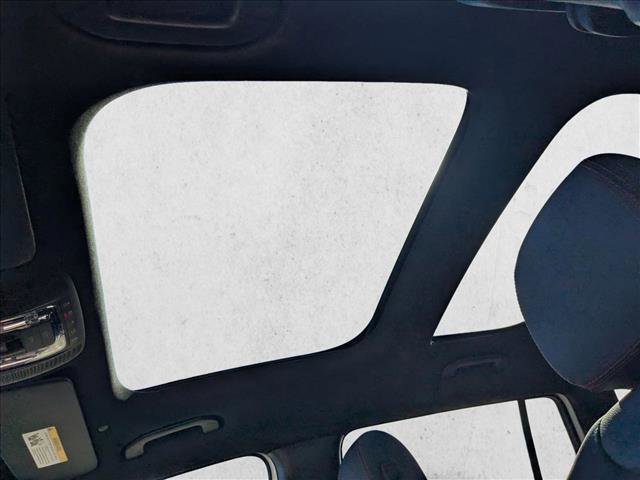 Used 2025 Mercedes-Benz GLB 250 image 15