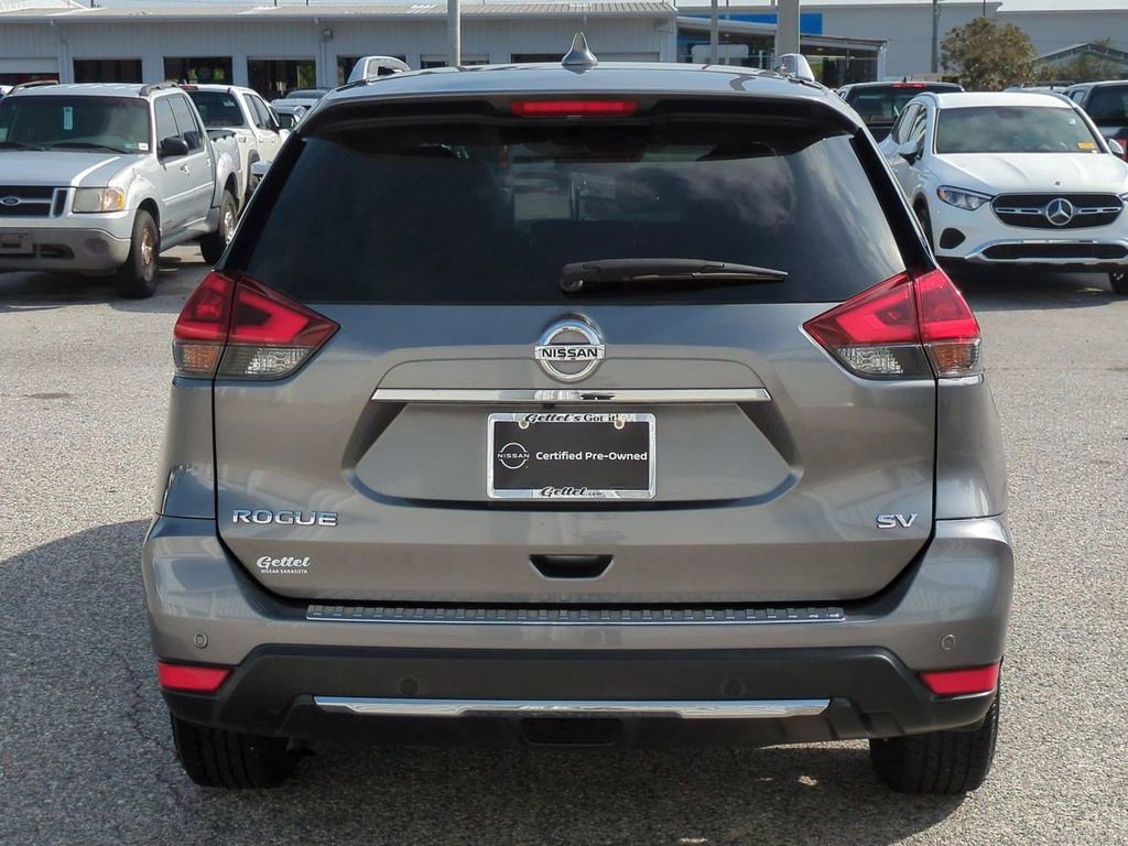 Certified 2020 Nissan Rogue SV image 6