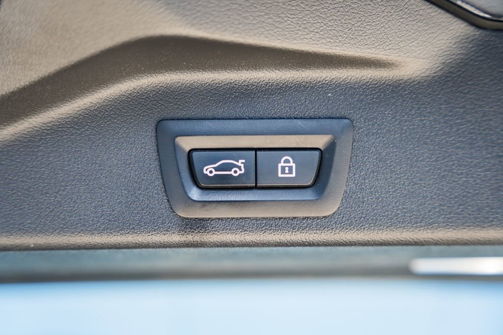 Used 2022 BMW X5 xDrive40i AWD/4WD image 13