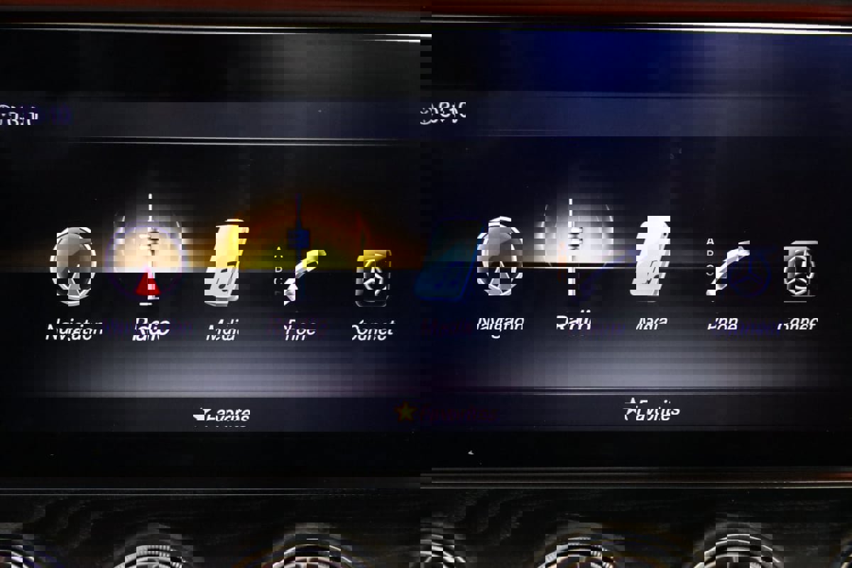 Used 2020 Mercedes-Benz E 450 Cabriolet image 56